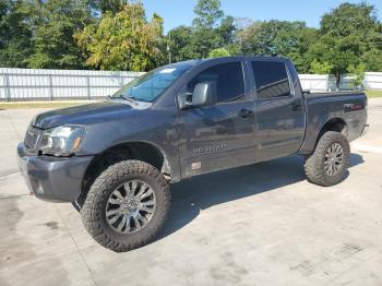  Salvage Nissan Titan