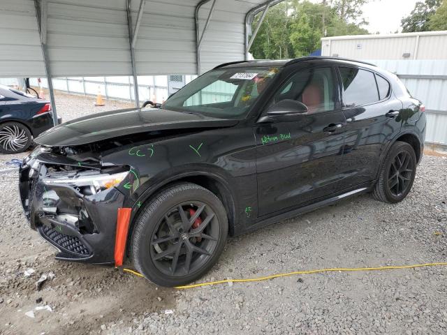  Salvage Alfa Romeo Stelvio