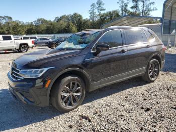  Salvage Volkswagen Tiguan