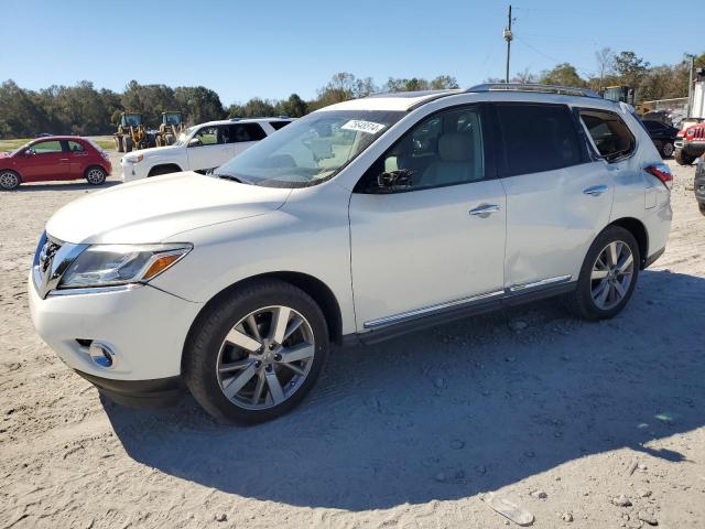  Salvage Nissan Pathfinder