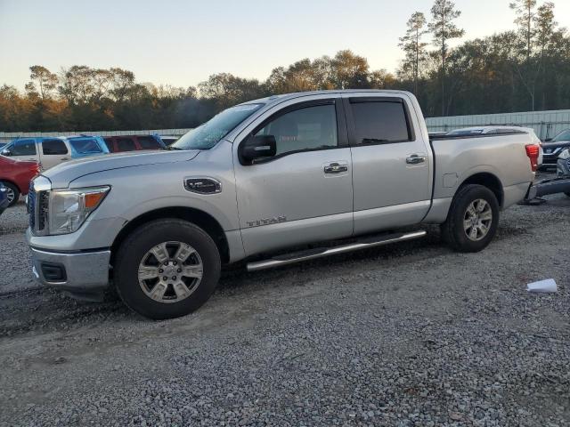  Salvage Nissan Titan