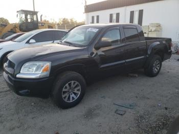  Salvage Mitsubishi Raider