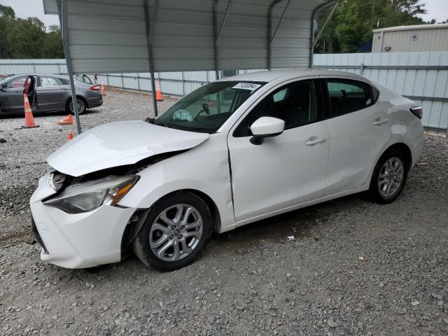  Salvage Toyota Yaris