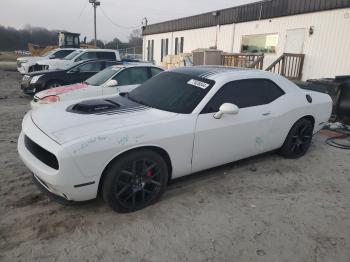  Salvage Dodge Challenger