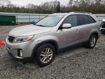  Salvage Kia Sorento