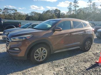  Salvage Hyundai TUCSON