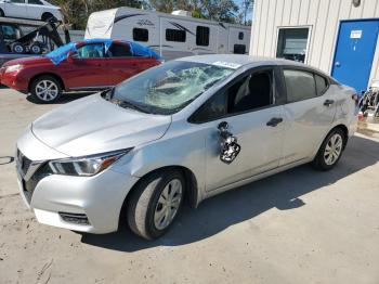  Salvage Nissan Versa