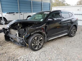  Salvage Hyundai TUCSON