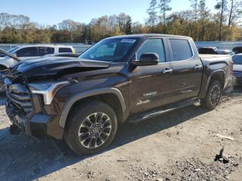  Salvage Toyota Tundra