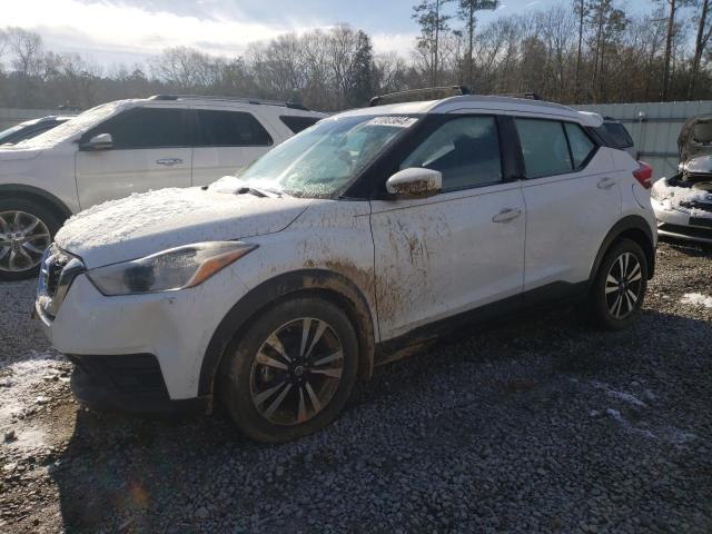  Salvage Nissan Kicks