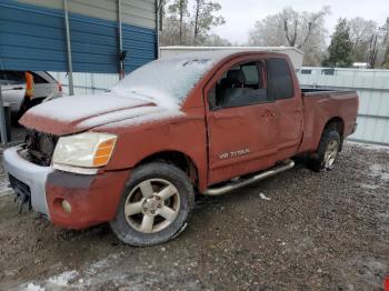  Salvage Nissan Titan