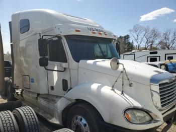  Salvage Freightliner Columbia