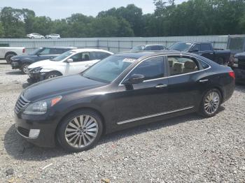  Salvage Hyundai Equus