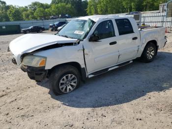  Salvage Mitsubishi Raider