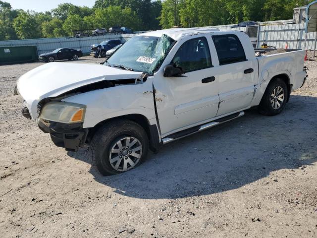  Salvage Mitsubishi Raider