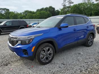  Salvage Kia Seltos