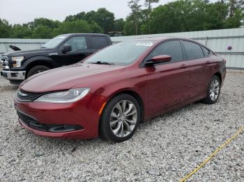  Salvage Chrysler 200