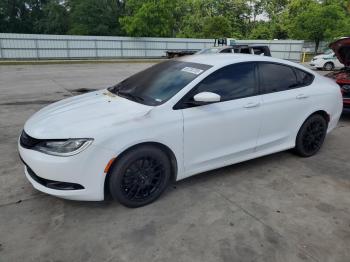  Salvage Chrysler 200