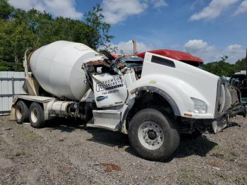  Salvage Kenworth T880