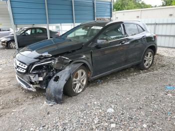  Salvage Mercedes-Benz GLA