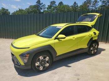  Salvage Hyundai KONA
