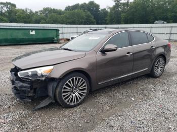  Salvage Kia Cadenza