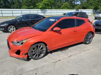  Salvage Hyundai VELOSTER