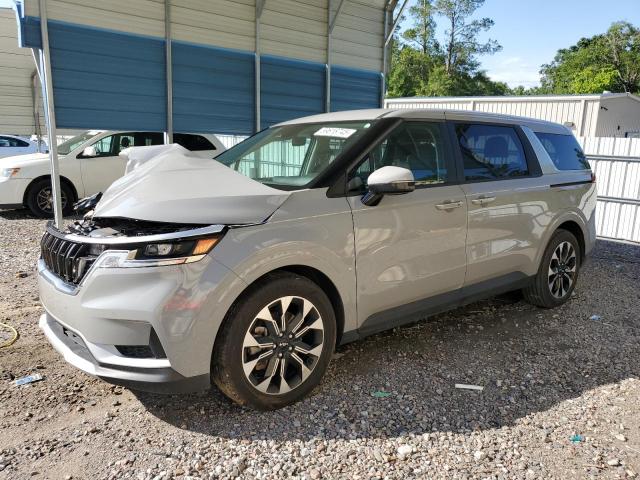  Salvage Kia Carnival