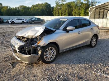  Salvage Toyota Yaris