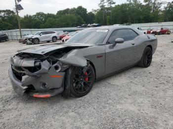  Salvage Dodge Challenger