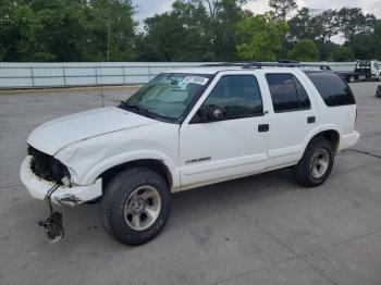 Salvage Chevrolet Blazer