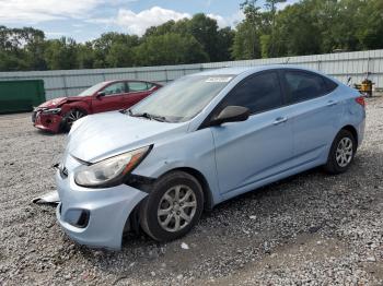  Salvage Hyundai ACCENT