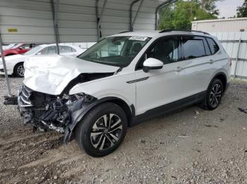  Salvage Volkswagen Tiguan