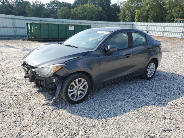  Salvage Toyota Yaris