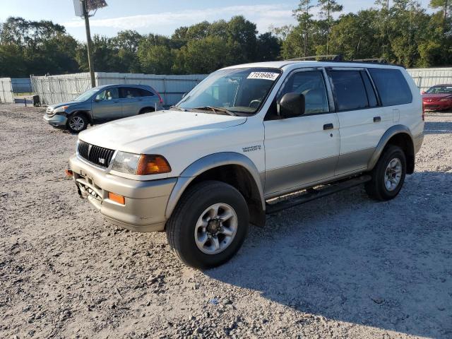  Salvage Mitsubishi Montero