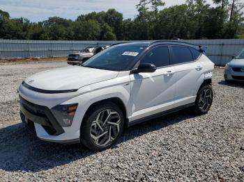  Salvage Hyundai KONA