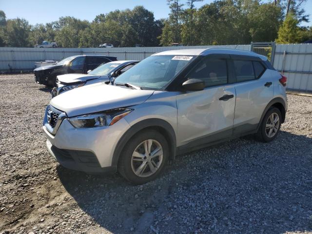  Salvage Nissan Kicks