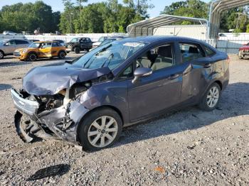  Salvage Ford Fiesta