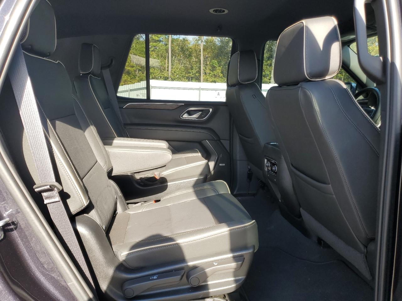 Chevrolet Tahoe C1500 Premier Image 7