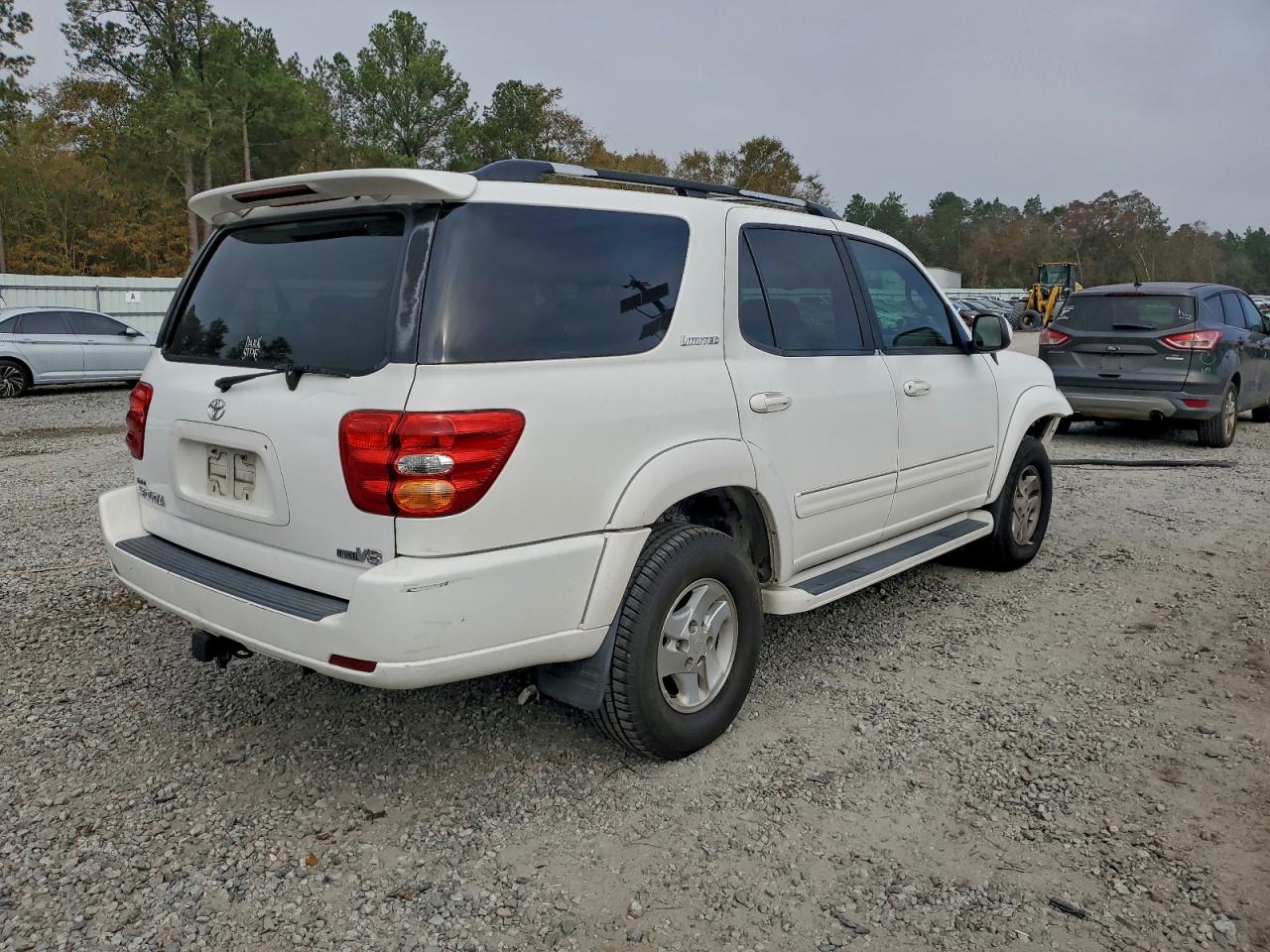 Toyota Sequoia Limited Image 3