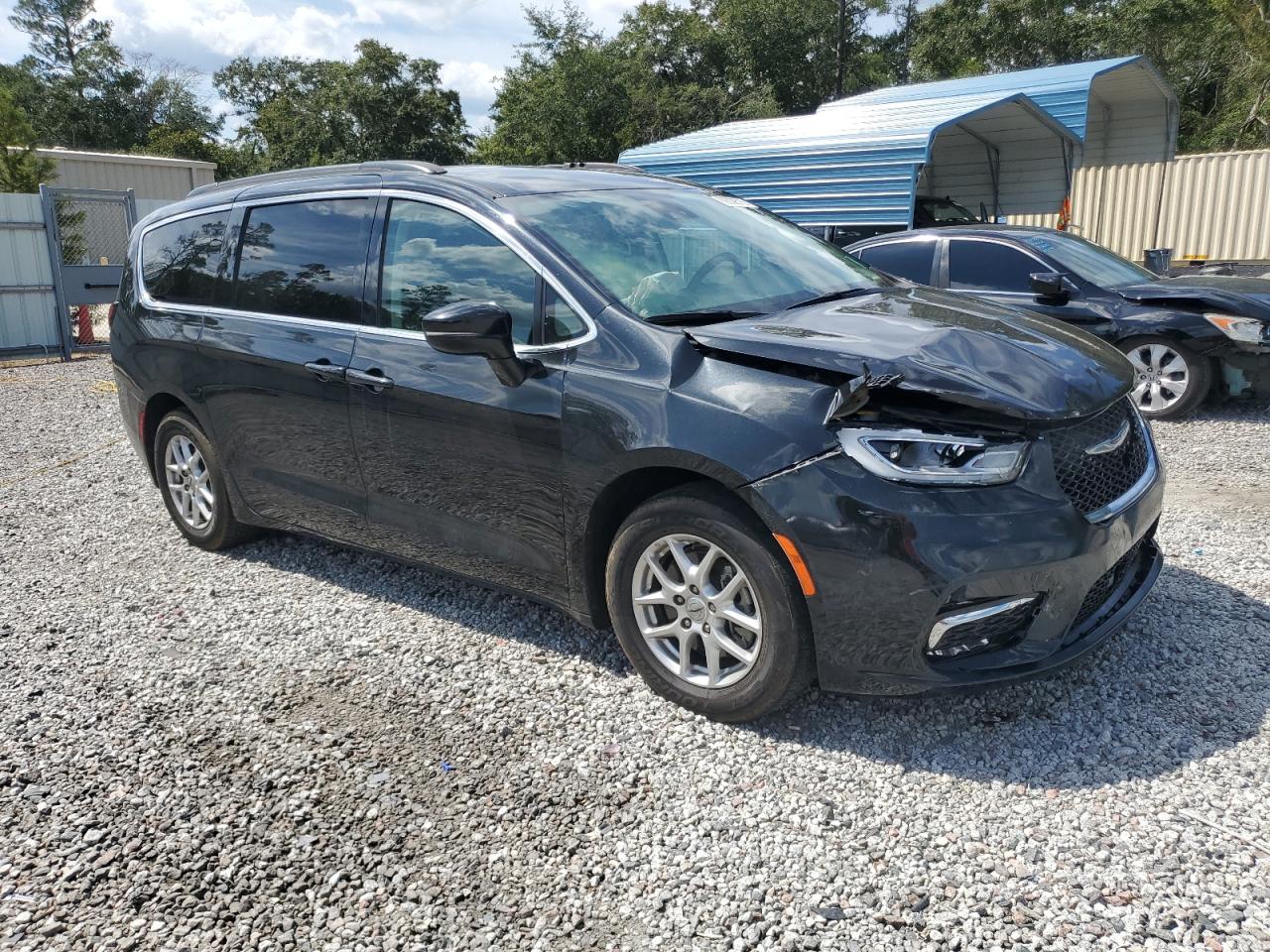 Chrysler Pacifica Touring L Image 6