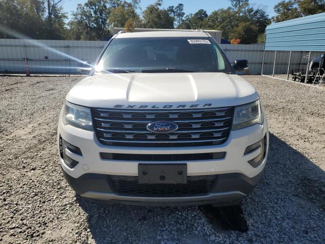 Ford Explorer Xlt Image 6