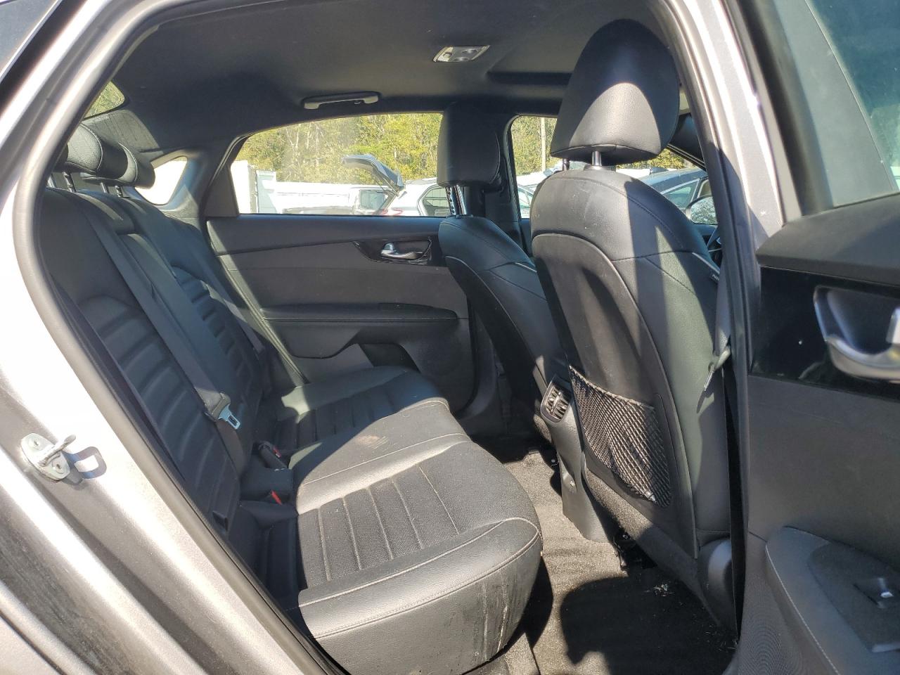 Kia Forte Gt Line Image 8