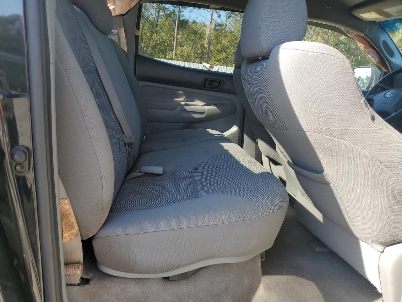 Toyota Tacoma Double Cab Prerunner Image 6