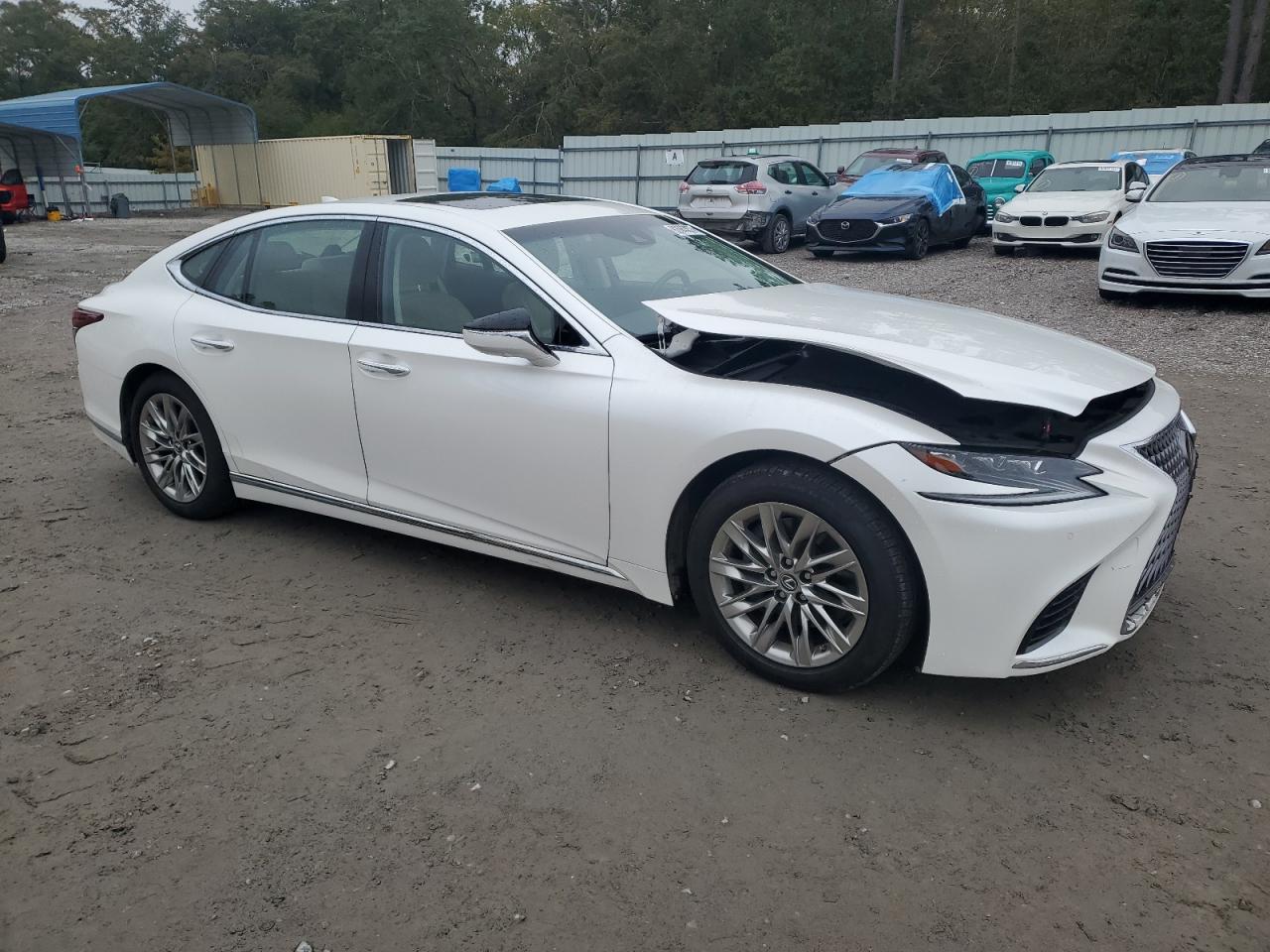 Lexus LS 500 Base Image 2