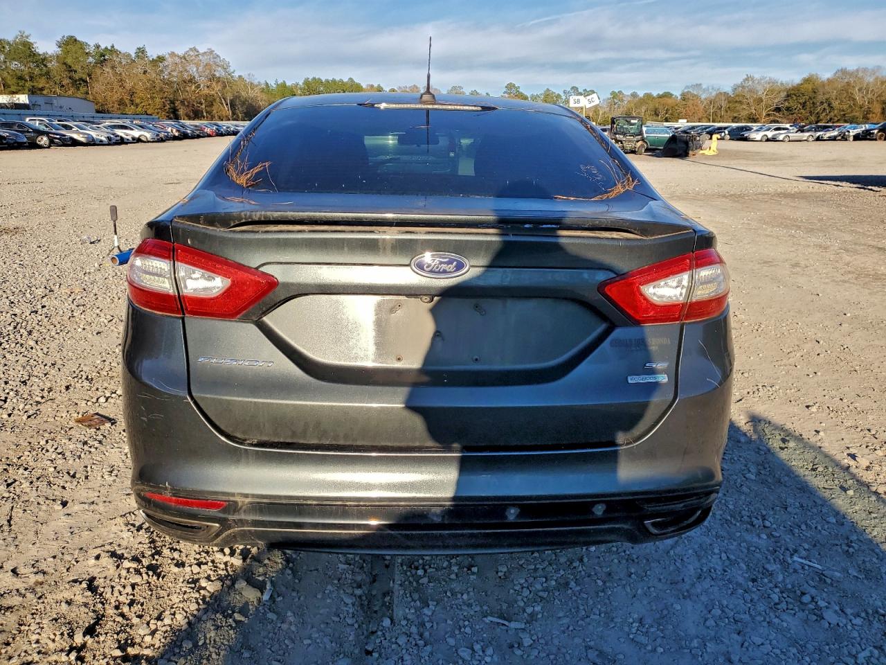 Ford Fusion Se Image 5