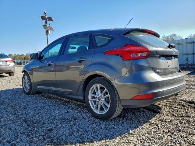 Ford Focus Se Image 11