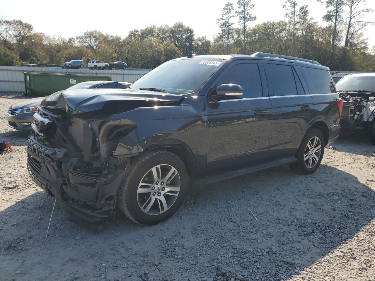 Ford Expedition Xlt Image 1