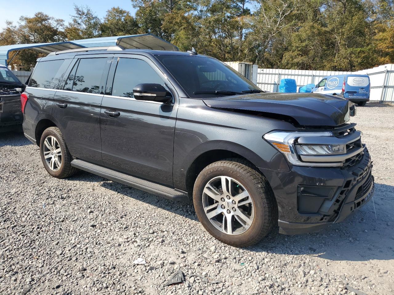 Ford Expedition Xlt Image 3