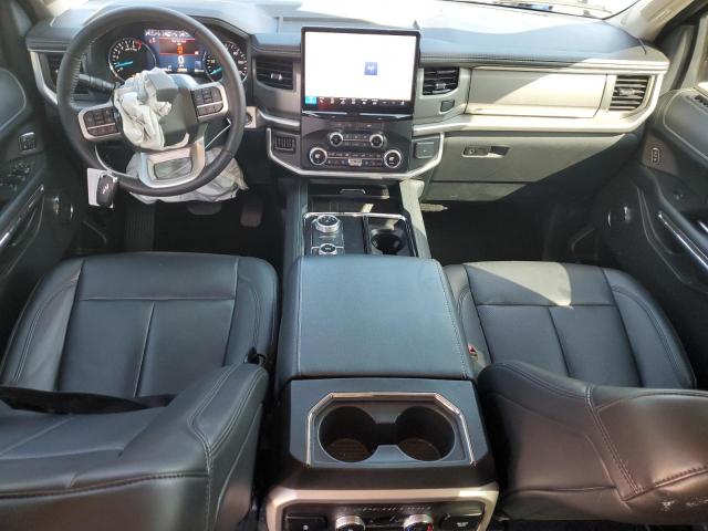 Ford Expedition Xlt Image 4